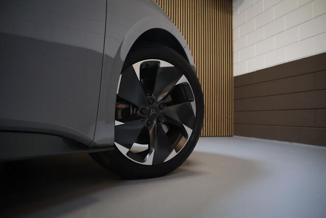 Cupra Born Adrenaline 62 kWh 231PK/LED Plus/Winterpakket/Dodehoek/Camera/Keyless/ACC/19"/