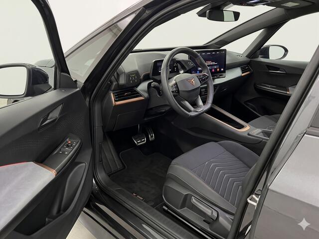 Cupra Born Business 62 kWh 204pk | Navigatie | Parkercamera | Lichtmetalen velgen | Apple Carplay /-Android Auto |