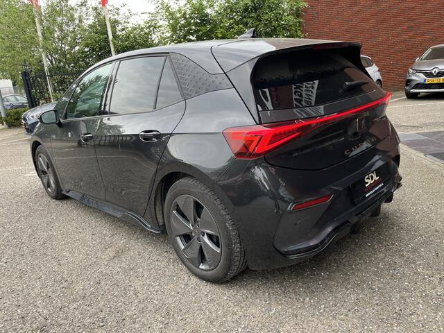 Cupra Born Business Plus 62 kWh // ADAPT. CRUISE // FULL LED // CAMERA+SENSOREN // SFEERVERLICHTING // NAVI+CARPLAY //