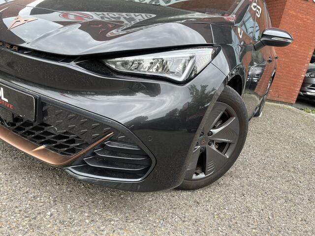 Cupra Born Business Plus 62 kWh // ADAPT. CRUISE // FULL LED // CAMERA+SENSOREN // SFEERVERLICHTING // NAVI+CARPLAY //