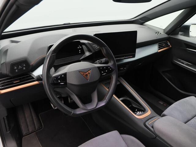 Cupra Born Performance One 62 kWh | Elektrische Stoelen | Stoelverwarming | Adaptive Cruise | Camera | Navigatie | Climatronic | CarPlay | 19 Inch | 36.886 Km !!