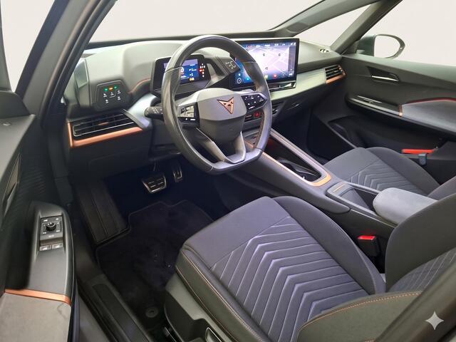 Cupra Born Business Plus 62 kWh 204pk | Navigatie | Parkeeercamera | Adaptieve cruise controle | Parkeersensoren voor en achter
