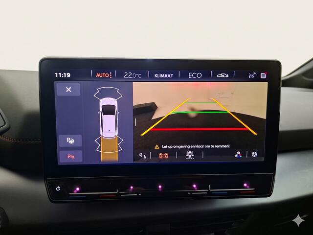 Cupra Born Business Plus 62 kWh 204pk | Navigatie | Parkeeercamera | Adaptieve cruise controle | Parkeersensoren voor en achter