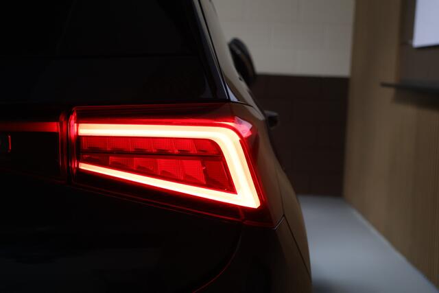 Cupra Born Adrenaline 62 kWh 204PK/LED Plus/SOH 95%/Pano/Dodehoek/Camera/Keyless/ACC/19"