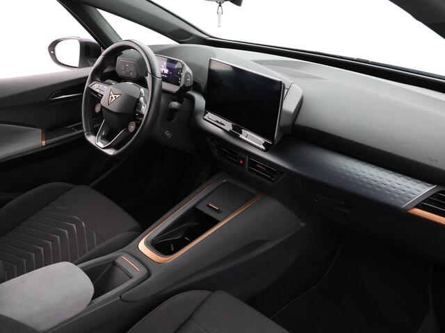 Cupra Born Business 230pk 82 kWh · SOH 95% · Camera · Apple/Android Car Play · Navigatie · Dodehoek Detectie · 19'' Inch ·