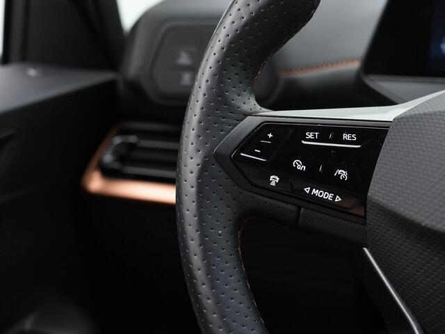 Cupra Born 62 kWh 204 pk Business Edition | Kuipstoelen | 360 camera | Stuur-/stoelverwarming | Sportonderstel | Keyless Entry | Adaptive Cruise