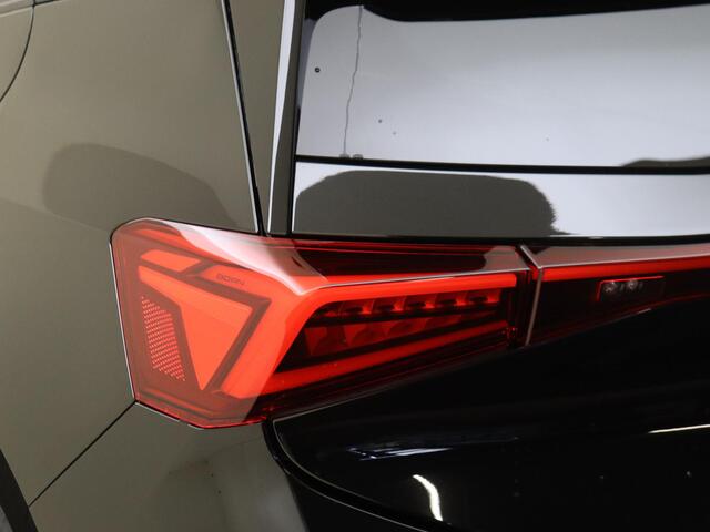 Cupra Born Business Limited 84 kWh | Stoel- en stuurverwarming | Carplay | Achteruitrijcamera | Navigatie | Adapt. cruise control | Navigatie