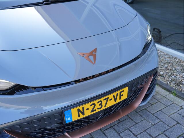 Cupra Born Performance One 62 kWh SOH 93% Draadloze telefoonlader | Stoelverwarming/massage |