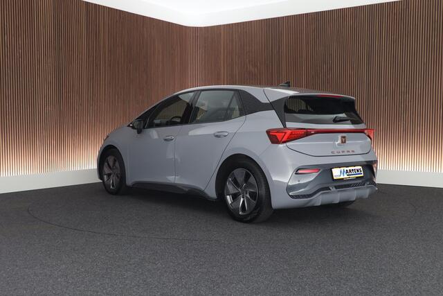 Cupra Born Essential 204pk 62 kWh Carplay Parkeersensoren