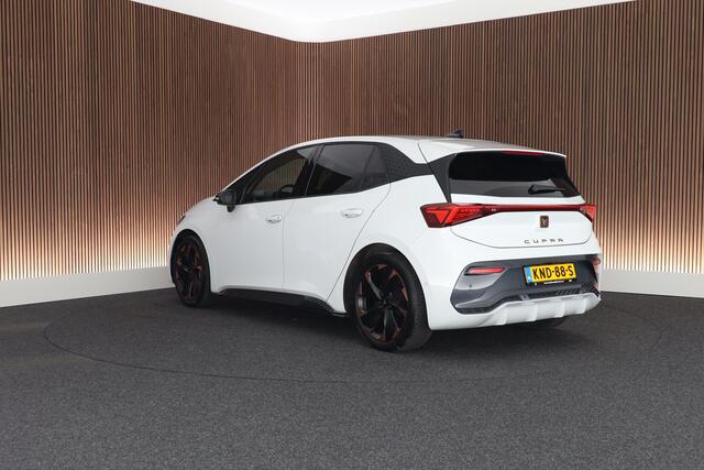 Cupra Born Adrenaline 204pk 62 kWh 360Camera Keyless Navigatie Stoelverwarming