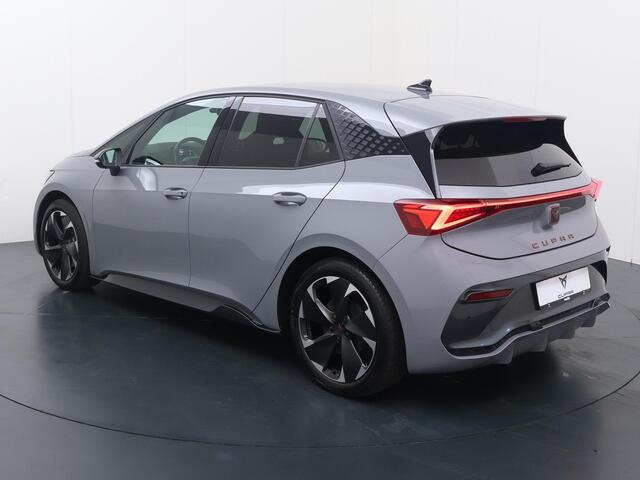Cupra Born Essential 62 kWh | 231 PK | SoH 92% | Climate control | Stoelverwarming | Apple Carplay/Android Auto | 19" LM Velgen |