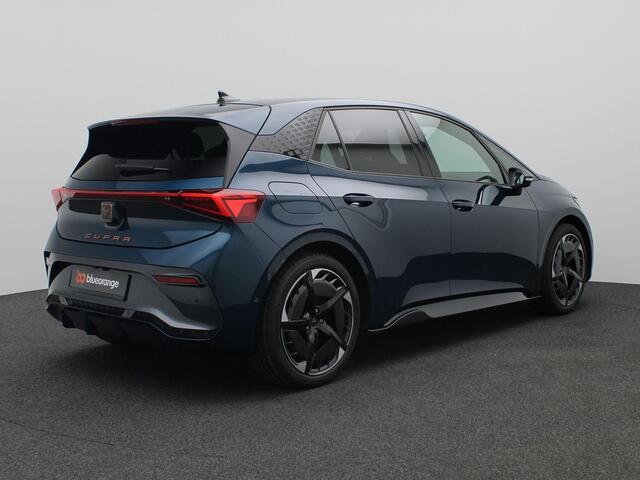 Cupra Born Business Limited 84 kWh 231PK Aut. Warmtepomp, 360gr. Camera, Adaptieve Cruise Control, Keyless, 20" LM Velgen, Side Assist, Stoel-Stuurverwarming