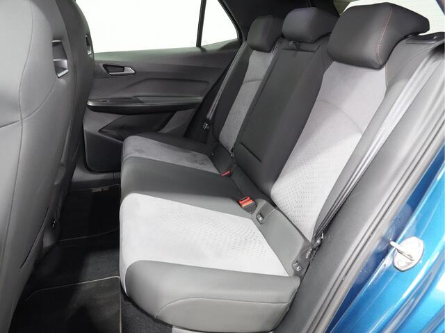 Cupra Born Adrenaline One 62 kWh Navigatie 65