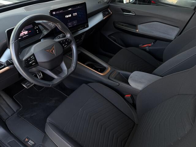 Cupra Born Adrenaline One 62 kWh | stoelverwarming | stuurverwarming | applecarplay/android auto | 19 inch velgen |