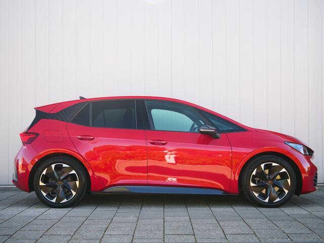 Cupra Born Copper Edition One 62 kWh 204 Pk Automaat Navi / DAB / Apple Carplay / Camera / SOH 93,7%