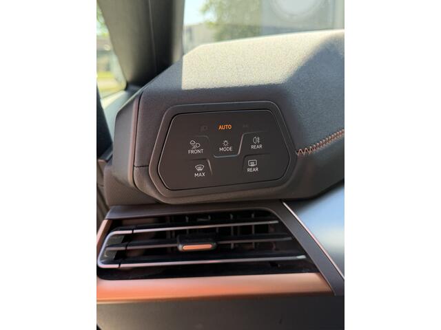 Cupra Born BWJ 12-2021 | Adrenaline One 62 kWh | WARMTEPOMP | CLIMA | STOELVERW | 19'' LMV | CARPLAY | CAMERA A | NAVI