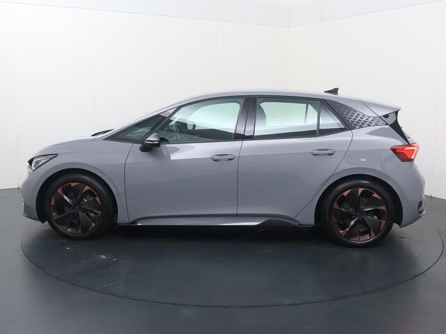 Cupra Born Impulse 62 kWh | 204 PK | SoH % | Adaptive Cruise Control | Achteruitrijcamera | Beats audio | LED verlichting | Navigatiesysteem | Sfeerverlichting | Stuurverwarming | Apple Carplay / Android Auto |