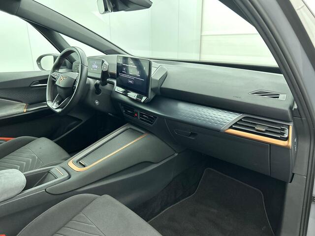 Cupra Born Business 62 kWh Automaat Navigatie Apple Carplay/ Android Auto Camera Parkeersensoren Adaptive Cruise Control Stoel- en stuurverwarming Full Led Climate Control Lichtmetalen velgen