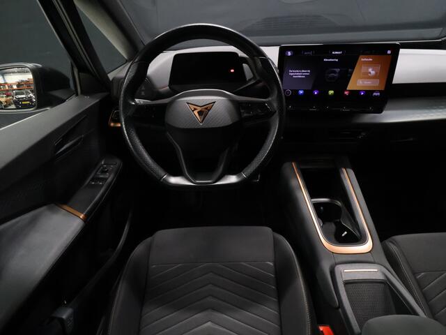 Cupra Born Essential 62 kWh [APPLE CARPLAY, ANDROID, STUURVERWARMING, PARKEERASSISTENT, PARKEERSENSOREN V+A, SPEEDLIMITER, CLIMATE CONTROL, NAVIGATIE, NIEUWSTAAT]