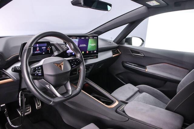 Cupra Born Adrenaline 62 kWh 204pk Automaat Adaptive cruise control, Achteruitrijcamera, Navigatie, Stuurwiel verwarmd, LED koplampen, Stoelverwarming, Parkeersensoren