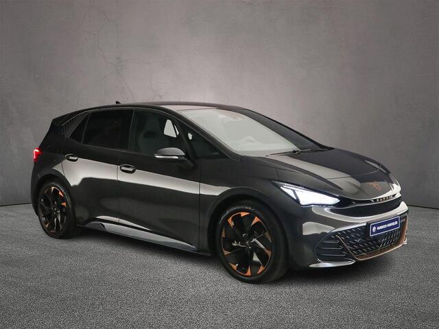 Cupra Born Adrenaline 62 kWh 204pk Automaat Adaptive cruise control, Achteruitrijcamera, Navigatie, Stuurwiel verwarmd, LED koplampen, Stoelverwarming, Parkeersensoren
