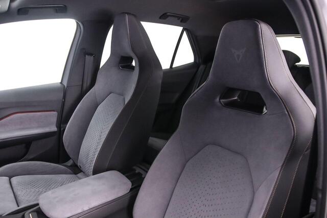 Cupra Born Adrenaline 62 kWh 204pk Automaat Adaptive cruise control, Navigatie, Stuurwiel verwarmd, Achteruitrijcamera, Parkeersensoren, Stoelverwarming, App connect
