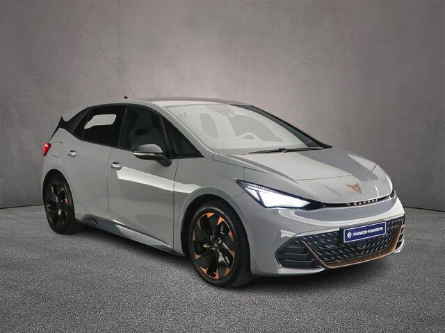 Cupra Born Adrenaline 62 kWh 204pk Automaat Adaptive cruise control, Navigatie, Stuurwiel verwarmd, Achteruitrijcamera, Parkeersensoren, Stoelverwarming, App connect
