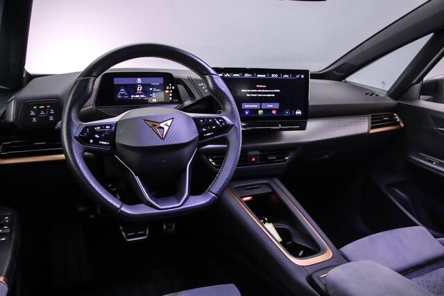 Cupra Born Adrenaline 62 kWh 204pk Automaat, Adaptive cruise control, 360 Camera, Stoelverwarming, Stuurverwarming, Side assist, Navigatie, App-connect, LED koplampen, Parkeersensoren