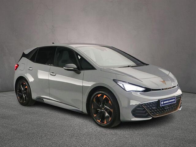 Cupra Born Adrenaline 62 kWh 204pk Automaat, Adaptive cruise control, 360 Camera, Stoelverwarming, Stuurverwarming, Side assist, Navigatie, App-connect, LED koplampen, Parkeersensoren