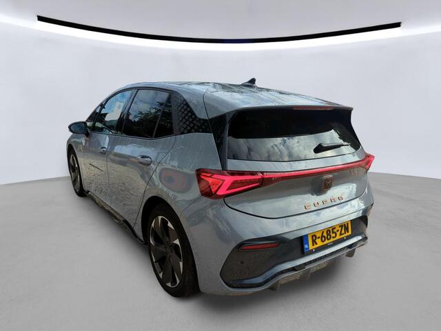 Cupra Born Adrenaline 62 kWh / SOH 93%/ AUTOMAAT/ CRUISE/ PARK.SENSOREN V+A/ CAMERA/ STOELVERWARMING/ DIGITAL DASH/ NAVI/ CLIMA