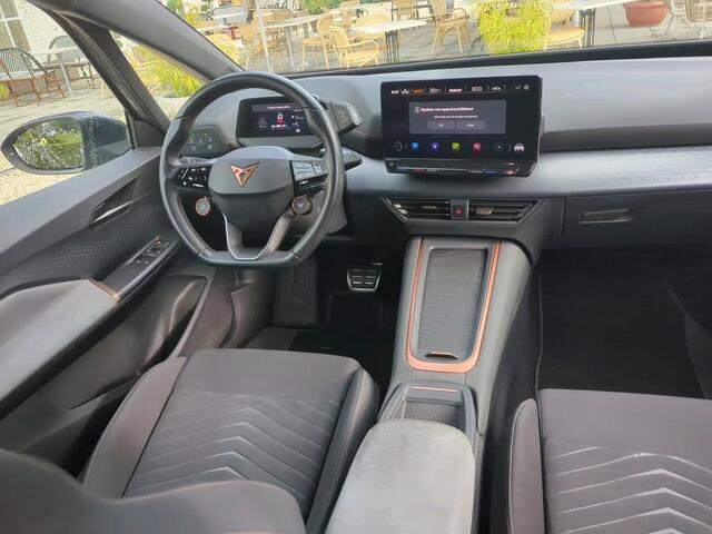 Cupra Born Adrenaline 62 kWh / SOH 93%/ AUTOMAAT/ CRUISE/ PARK.SENSOREN V+A/ CAMERA/ STOELVERWARMING/ DIGITAL DASH/ NAVI/ CLIMA