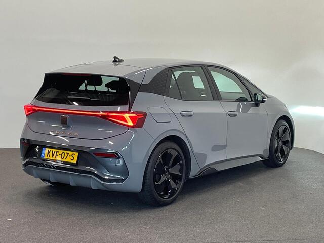 Cupra Born Essential 63 kWh e-Boost 231pk 63kWh | 11.503 km | 19" | Keyless | LED | PDC | Wireless App-Connect