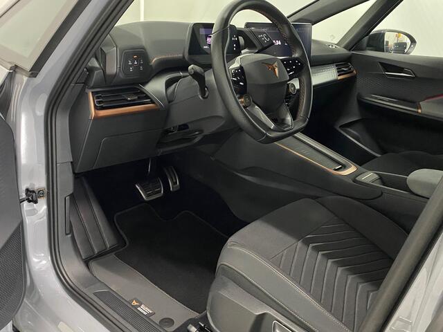 Cupra Born Adrenaline 62 kWh 231PK Achteruitrijcamera Apple Carplay Cruise control adaptief