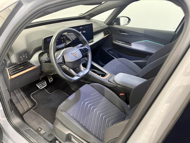 Cupra Born Essential 62 kWh SOH 96% Carplay / Stoel & Stoel verwarming / PDC