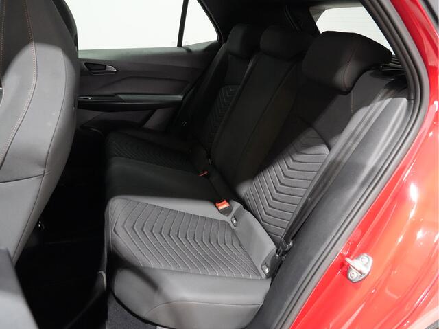Cupra Born Performance One 62 kWh Apple Carplay Warmtepomp Stoelverwarming 288