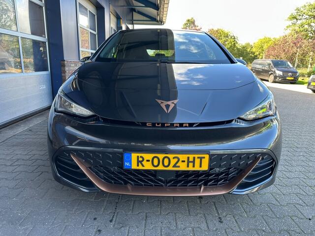 Cupra Born Adrenaline One 62 kWh, Stuur/stoel verwarming, Camera, Carplay, ALL IN prijs!