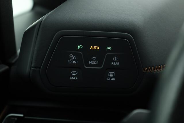 Cupra Born Performance 62 kWh | NAV + CarPlay | Beats Audio | Stoel- Stuurverw. | Adapt. Cruise | Camera | Keyless
