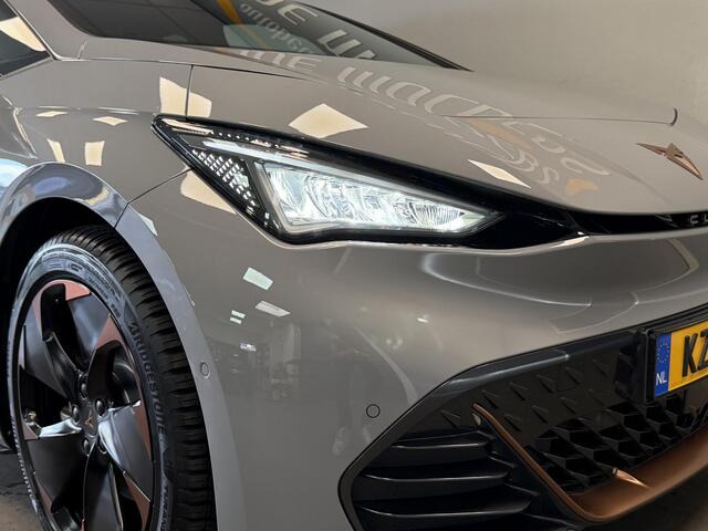 Cupra Born Copper Edition 62 kWh | Adaptive cruise | Massage | Beats | Elektr. verstelbare voorstoelen | Alcantara | Stoelverwarming | Carplay