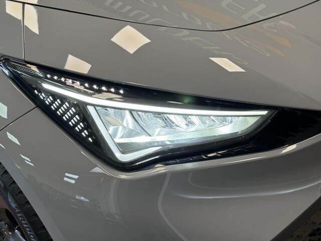 Cupra Born Copper Edition 62 kWh | Adaptive cruise | Massage | Beats | Elektr. verstelbare voorstoelen | Alcantara | Stoelverwarming | Carplay