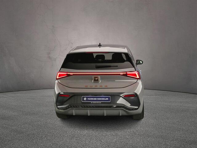Cupra Born Adrenaline 62 kWh 204pk Automaat, Adaptive cruise control, 360 Camera, Stoelverwarming, Stuurverwarming, Side assist, Navigatie, App-connect, LED koplampen, Parkeersensoren – foto 7