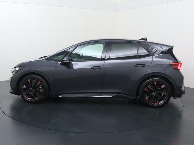 Cupra Born Performance 61 kWh | 190 PK | SoH 100% | Adaptive Cruise Control | 360 graden camera | Head-up Display | Sennheiser Audio | Dodehoek detectie | Keyless Entry | Climate control | LED verlichting | Draadloze telefoonlader | Sfeerverlichting | Stoelgeheugen | Stoelmassage | Stuur- & Stoelverwarming | Parkeersensoren | Apple Carplay / Android Auto | – foto 3