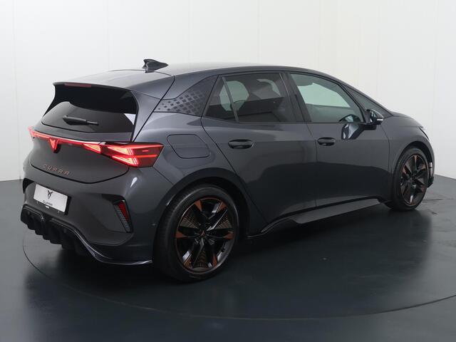 Cupra Born Performance 61 kWh | 190 PK | SoH 100% | Adaptive Cruise Control | 360 graden camera | Head-up Display | Sennheiser Audio | Dodehoek detectie | Keyless Entry | Climate control | LED verlichting | Draadloze telefoonlader | Sfeerverlichting | Stoelgeheugen | Stoelmassage | Stuur- & Stoelverwarming | Parkeersensoren | Apple Carplay / Android Auto | – foto 6