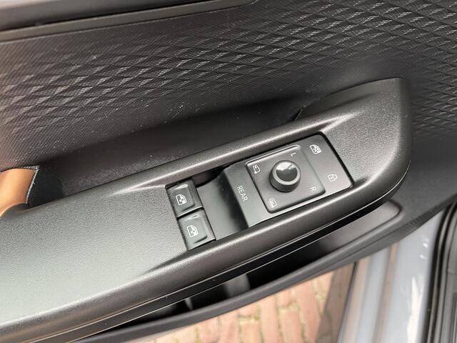 Cupra Born Adrenaline 62 kWh / SOH 93%/ 232 PK/ BEATS AUDIO/ CAMERA/ PARK. SENSOREN/ DCC/ FULL LINK/ STOEL-STUURVERWARM./ LED/ KEYLESS/ ADAPT. CRUISE/ NAVI/ CLIMA/ DAB/ 18" LMV – foto 7