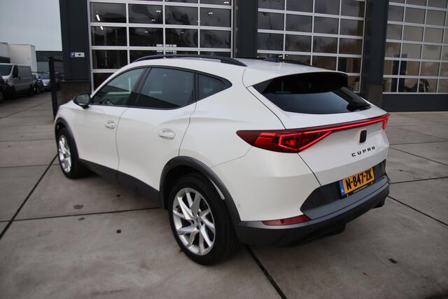 Cupra Formentor 1.5 TSI DSG Business ed. Camera, Carplay, Stoel/stuur vw, Nieuwjaar actie!
