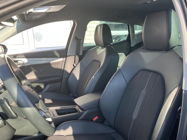 Cupra Formentor 1.4 e-Hybrid Adrenaline / AUTOMAAT/ DIGITAL DASH/ PARK. SENSOREN/ KEYLESS/ ADAPT. CRUISE/ FULL LINK/ NAVI/ DAB/ STOELVERWARMING