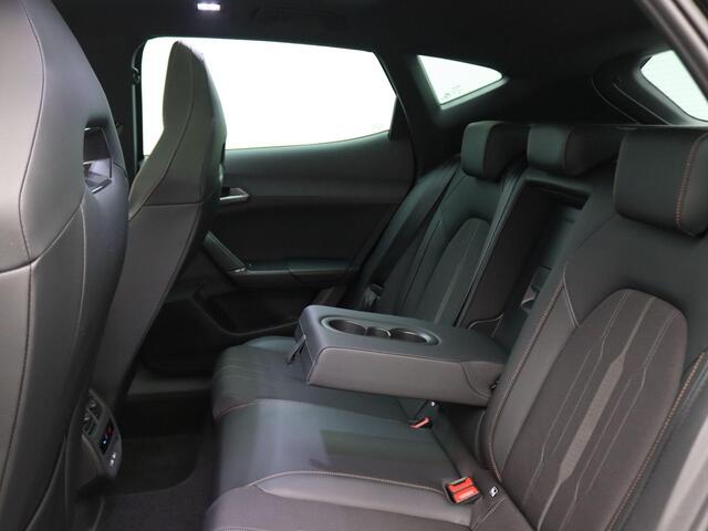 Cupra Formentor 1.4 e-Hybrid VZ Performance 245PK DSG full led, panoramadak, adaptive cruise met travel assist, side assist, achteruitrijcamera, elek. verstelbare voorstoel, virtual pedal, keyless, 19" lichtmetaal