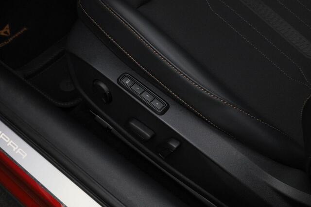 Cupra Formentor 1.4 e-Hybrid 245 pk DSG VZ Performance | Panoramadak | Adaptief Onderstel | Achteruitrijcamera | Stoelverwarming