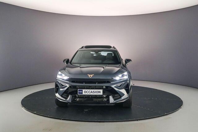 Cupra Formentor Business 1.5 TSI eHybrid 204pk DSG Automaat Panoramadak, 360 camera, Elektrische achterklep, Adaptive cruise control, Achteruitrijcamera, Navigatie