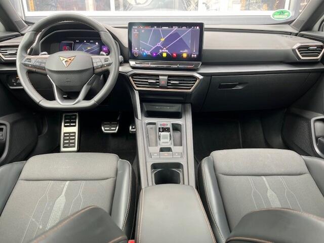 Cupra Formentor 1.4 E-HYBRID 245PK COPPER PANO. DAK - MEMORY - CAMERA - TREKH.