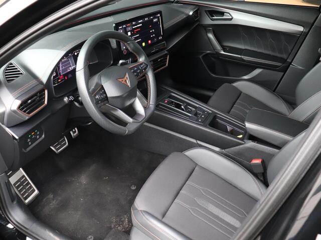 Cupra Formentor 1.4 e-Hybrid VZ 245pk | Elek. Verstelbare bestuurdersstoel | Achteruitrijcamera | Dodehoekdetectie | Adaptieve Cruise Control | Stoel- & Stuurverwarming |